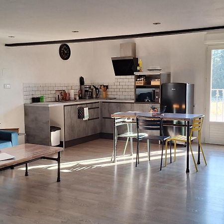 Loft En Duplex Au Mas De La Restanque Apartment Monteux Luaran gambar