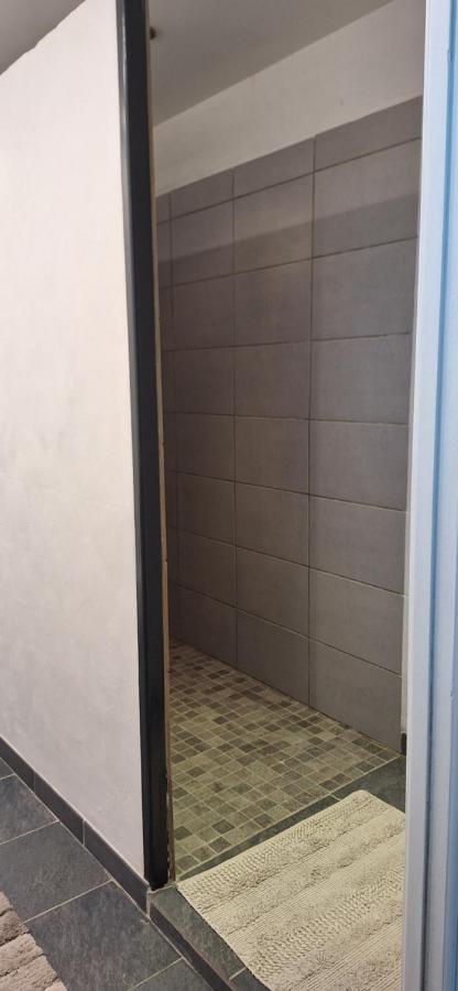 Loft En Duplex Au Mas De La Restanque Apartment Monteux Luaran gambar